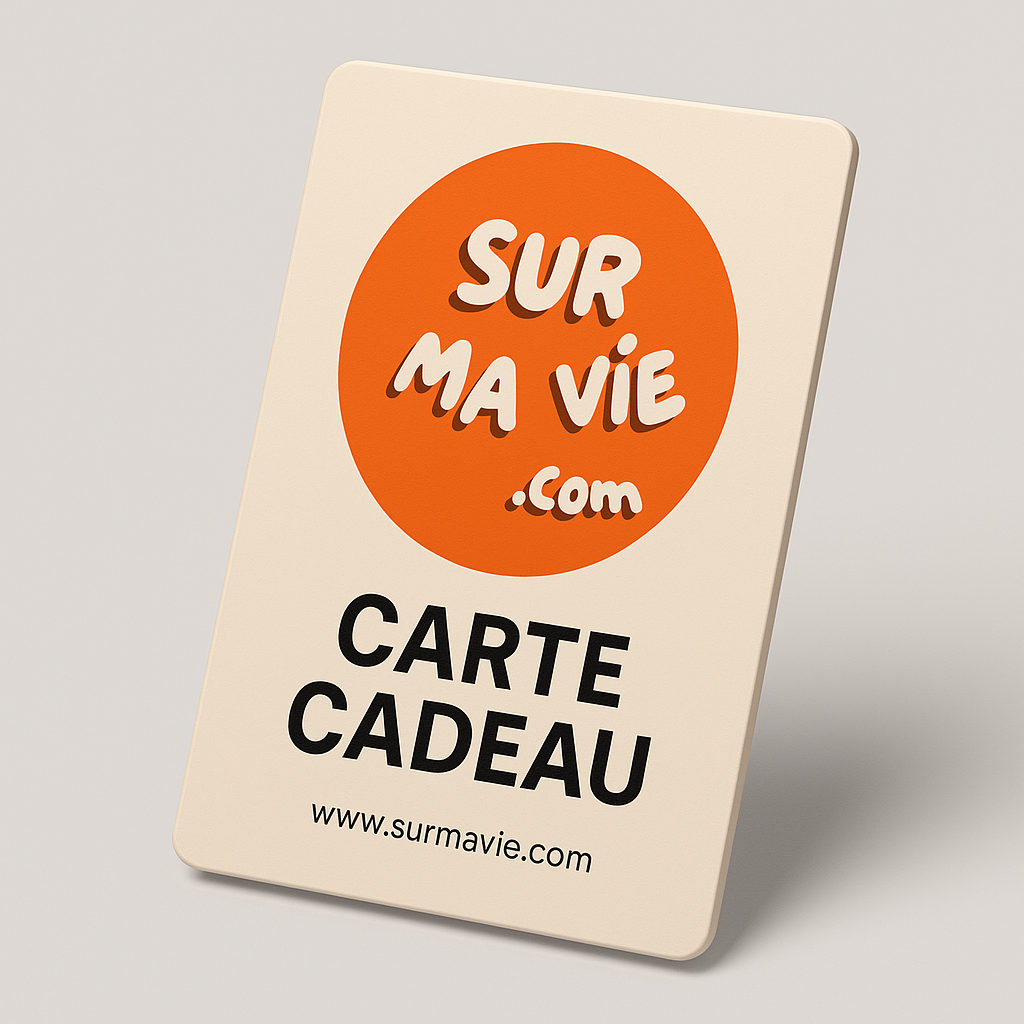 Carte cadeau - Gift Card en 3D avec l'URL www.surmavie.com avec le logo orange au dessus et en dessous écrit "Carte cadeau"
